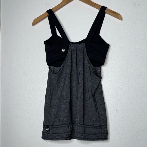 Lululemon Elevate Tank with Drawstring Hem Size 6 - Picture 4 of 6